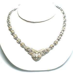 Vintage rhinestone necklace - princess style
